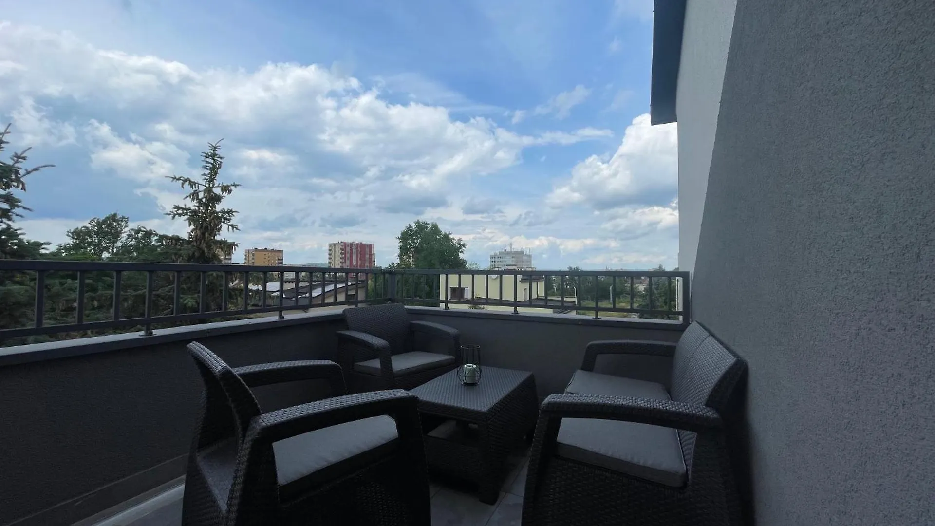 Near Sanktuarium Beautiful View And Free Parking Apartment Krakow